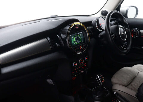 Mini Hatch 2.0 Cooper S Exclusive Auto 5dr 41