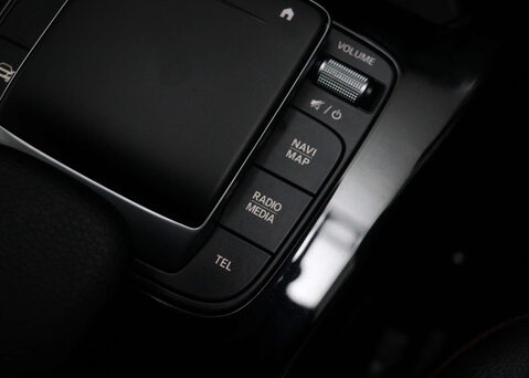 Mercedes-Benz A Class 2.0 A 200 D AMG Line Auto 5dr 33