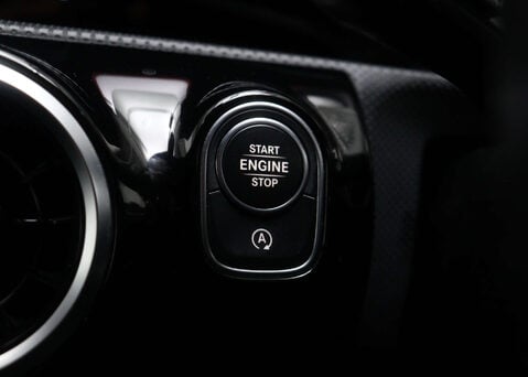 Mercedes-Benz A Class 2.0 A 200 D AMG Line Auto 5dr 31