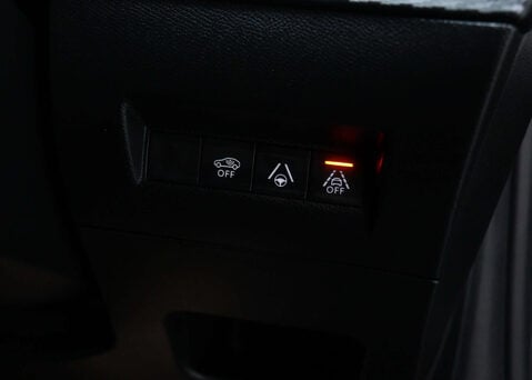 Peugeot 208 208 GT Premium EV 5dr 39