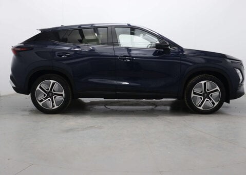 OMODA 5 1.6 5 Noble Auto 5dr 12