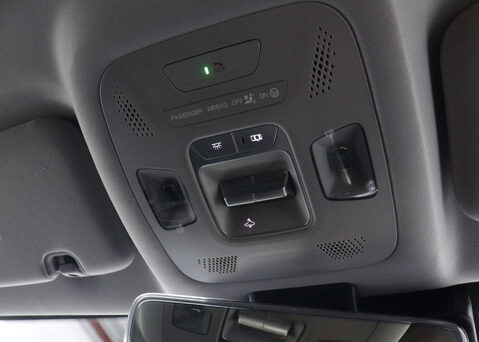 OMODA 5 1.6 5 Noble Auto 5dr 36