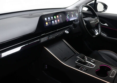 OMODA 5 1.6 5 Noble Auto 5dr 43