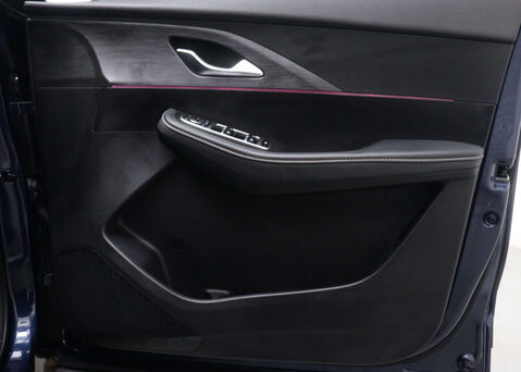 OMODA 5 1.6 5 Noble Auto 5dr 42