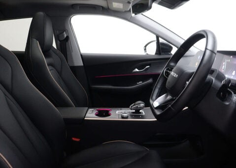 OMODA 5 1.6 5 Noble Auto 5dr 40