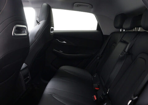 OMODA 5 1.6 5 Noble Auto 5dr 49