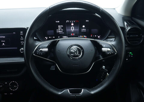 Skoda Fabia 1.0 Fabia SE Comfort TSi Semi-Auto 5dr 18