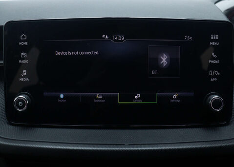 Skoda Fabia 1.0 Fabia SE Comfort TSi Semi-Auto 5dr 24