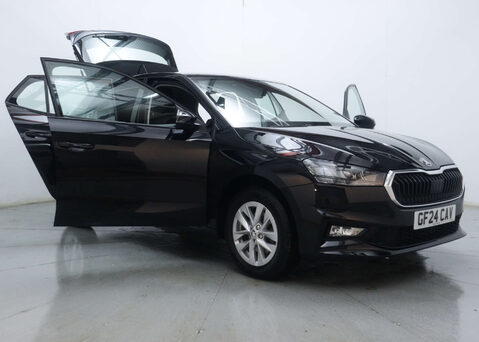 Skoda Fabia 1.0 Fabia SE Comfort TSi Semi-Auto 5dr 48