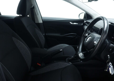 Skoda Fabia 1.0 Fabia SE Comfort TSi Semi-Auto 5dr 39