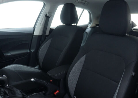 Skoda Fabia 1.0 Fabia SE Comfort TSi Semi-Auto 5dr 44