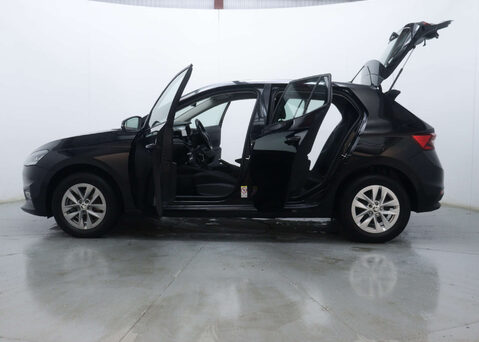 Skoda Fabia 1.0 Fabia SE Comfort TSi Semi-Auto 5dr 51