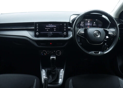 Skoda Fabia 1.0 Fabia SE Comfort TSi Semi-Auto 5dr 19