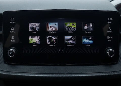 Skoda Fabia 1.0 Fabia SE Comfort TSi Semi-Auto 5dr 28