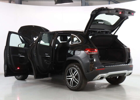 Mercedes-Benz GLA 1.3 GLA 200 Sport Auto 5dr 48