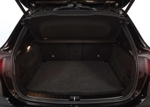 Mercedes-Benz GLA 1.3 GLA 200 Sport Auto 5dr 42