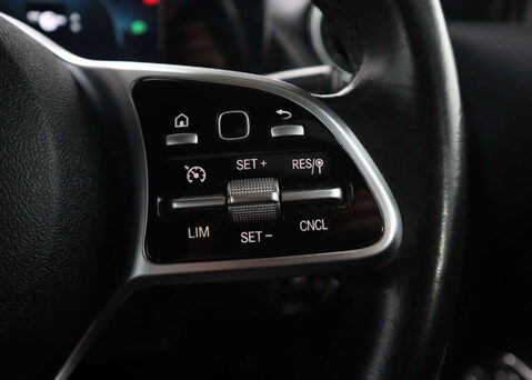 Mercedes-Benz GLA 1.3 GLA 200 Sport Auto 5dr 20