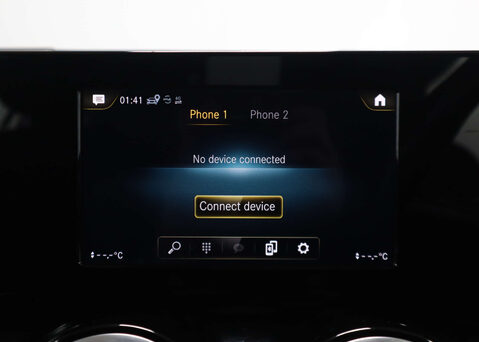 Mercedes-Benz GLA 1.3 GLA 200 Sport Auto 5dr 24