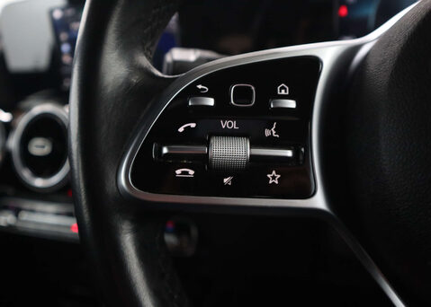 Mercedes-Benz GLA 1.3 GLA 200 Sport Auto 5dr 19