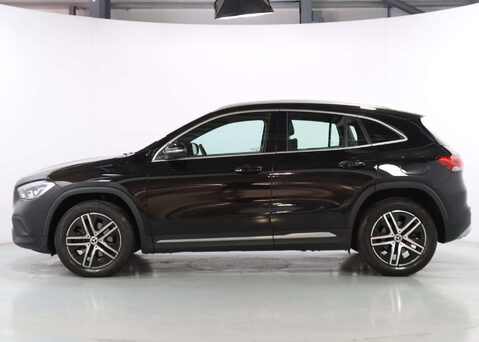 Mercedes-Benz GLA 1.3 GLA 200 Sport Auto 5dr 8