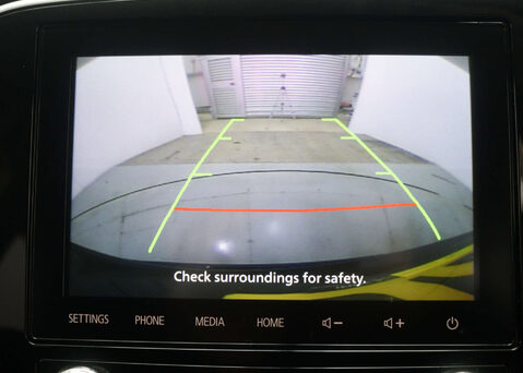 Mitsubishi Outlander 2.4 Outlander Design PHEV CVT 4WD 5dr 40