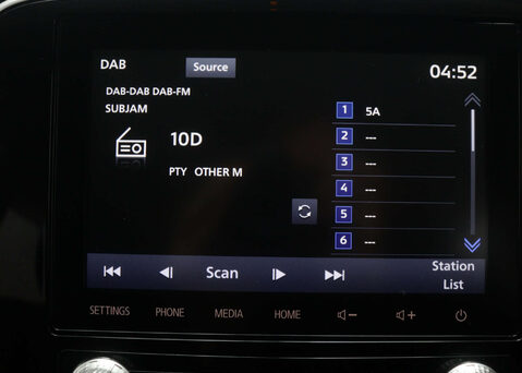 Mitsubishi Outlander 2.4 Outlander Design PHEV CVT 4WD 5dr 21