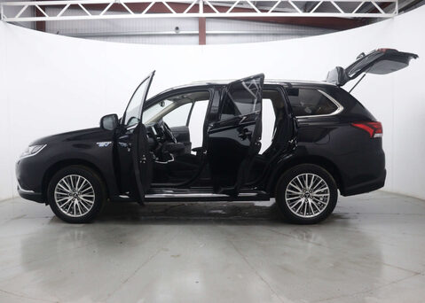 Mitsubishi Outlander 2.4 Outlander Design PHEV CVT 4WD 5dr 57