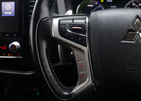 Mitsubishi Outlander 2.4 Outlander Design PHEV CVT 4WD 5dr 34