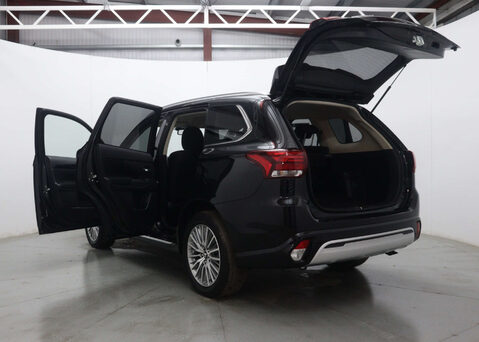 Mitsubishi Outlander 2.4 Outlander Design PHEV CVT 4WD 5dr 58