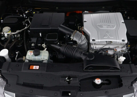 Mitsubishi Outlander 2.4 Outlander Design PHEV CVT 4WD 5dr 52