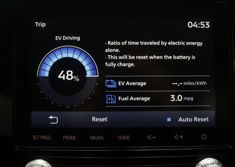 Mitsubishi Outlander 2.4 Outlander Design PHEV CVT 4WD 5dr 26