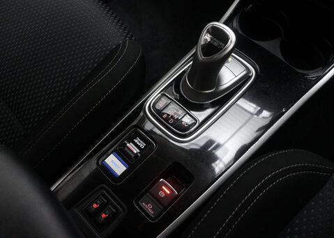 Mitsubishi Outlander 2.4 Outlander Design PHEV CVT 4WD 5dr 32