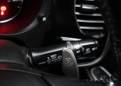 Mitsubishi Outlander 2.4 Outlander Design PHEV CVT 4WD 5dr 37