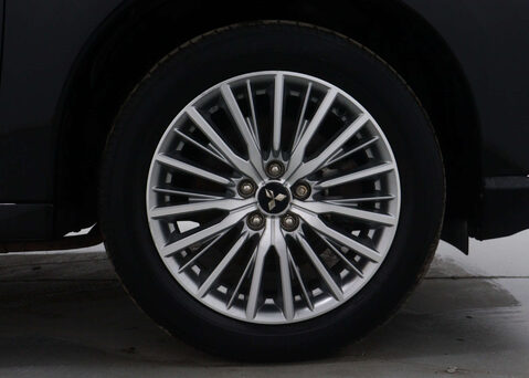 Mitsubishi Outlander 2.4 Outlander Design PHEV CVT 4WD 5dr 14