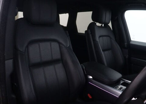 Land Rover Range Rover Sport 2.0 Range Rover Sport HSE Dynamic P400e Auto 4WD 5dr 52