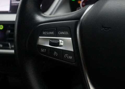 BMW 1 Series 1.5 118I SE Auto 5dr 38