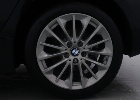 BMW 1 Series 1.5 118I SE Auto 5dr 16