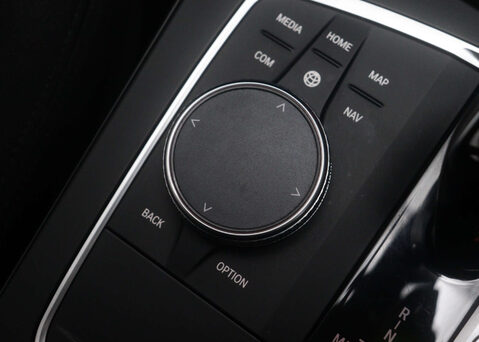 BMW 1 Series 1.5 118I SE Auto 5dr 34