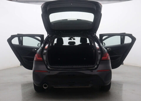 BMW 1 Series 1.5 118I SE Auto 5dr 61