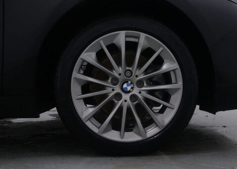 BMW 1 Series 1.5 118I SE Auto 5dr 13