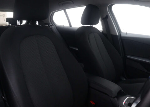 BMW 1 Series 1.5 118I SE Auto 5dr 46