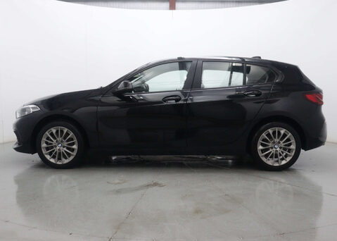 BMW 1 Series 1.5 118I SE Auto 5dr 8