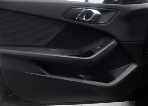 BMW 1 Series 1.5 118I SE Auto 5dr 51