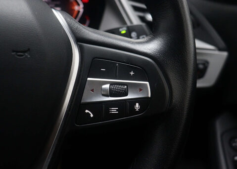 BMW 1 Series 1.5 118I SE Auto 5dr 39