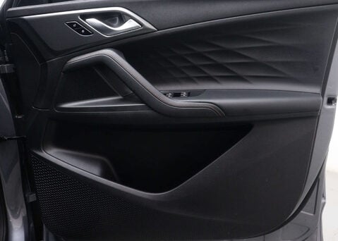 MG HS 1.5 MG HS Trophy Auto 5dr 45