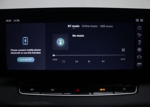 MG HS 1.5 MG HS Trophy Auto 5dr 23