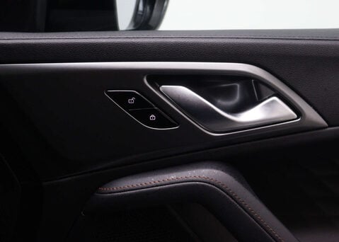 MG HS 1.5 MG HS Trophy Auto 5dr 39