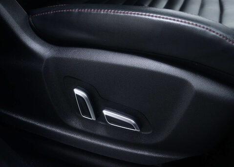 MG HS 1.5 MG HS Exclusive Semi-Auto 5dr 42