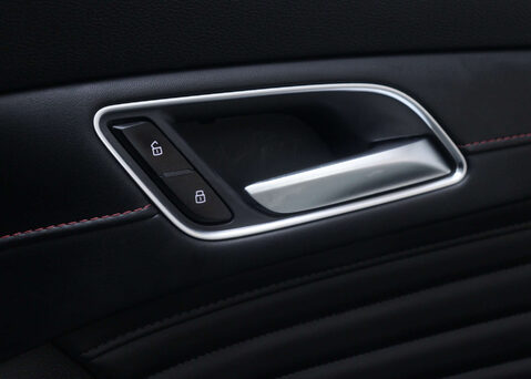 MG HS 1.5 MG HS Exclusive Semi-Auto 5dr 40