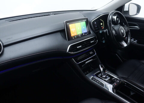 MG HS 1.5 MG HS Exclusive Semi-Auto 5dr 47